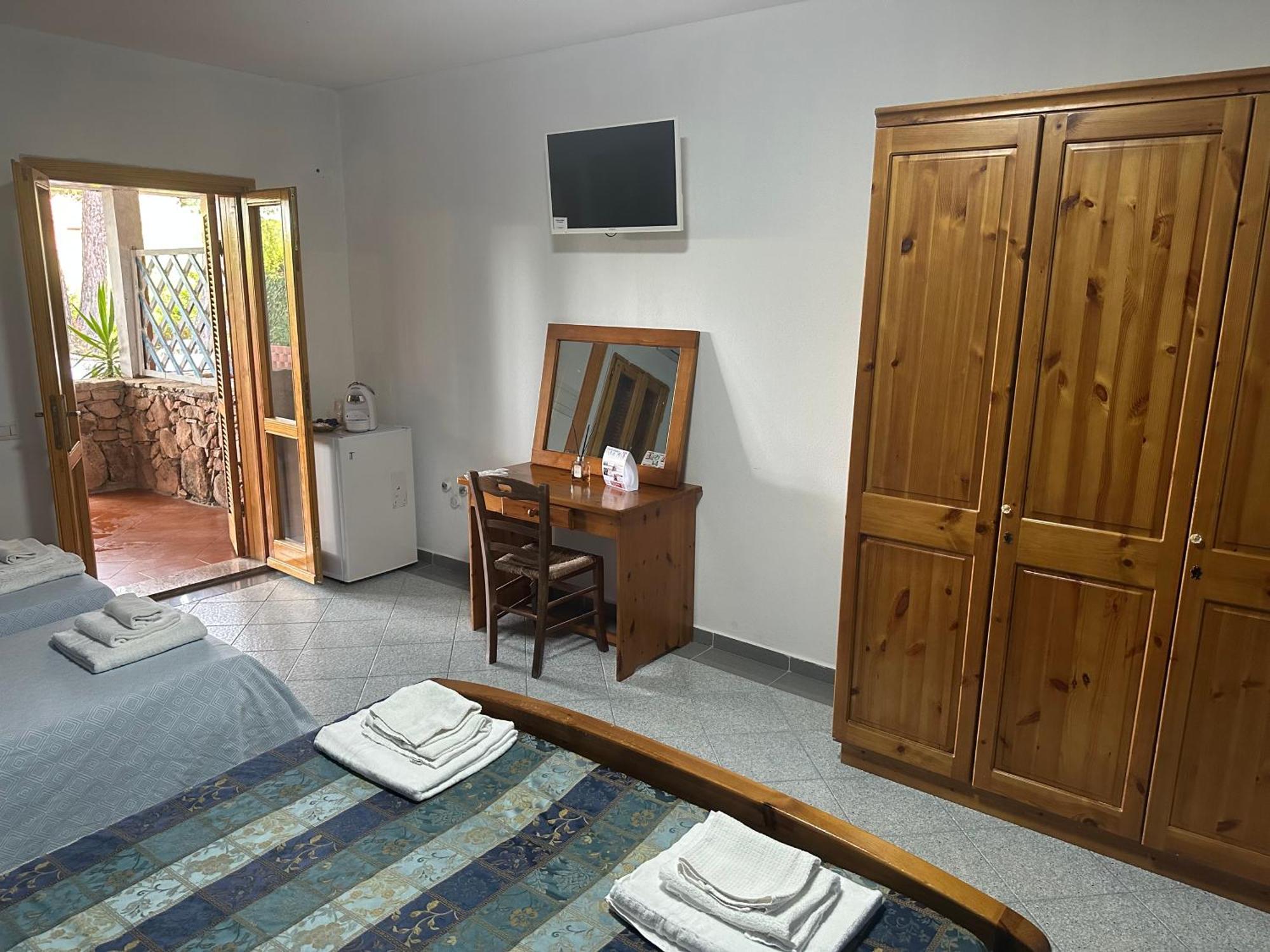 Le Stanze Del Mare Aparthotel กอลโฟอารันชี ภายนอก รูปภาพ